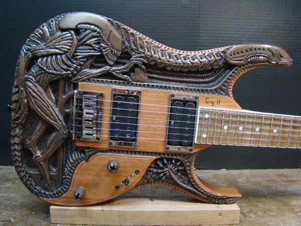 La guitarra eléctrica de Alien